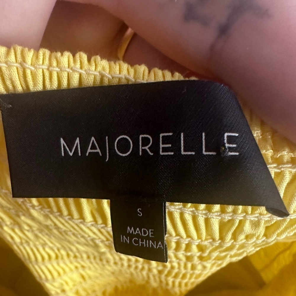 MAJORELLE Sienna Yellow Lace Up Smocked Back Long Sleeve Crop Top Size S - Picture 3 of 8